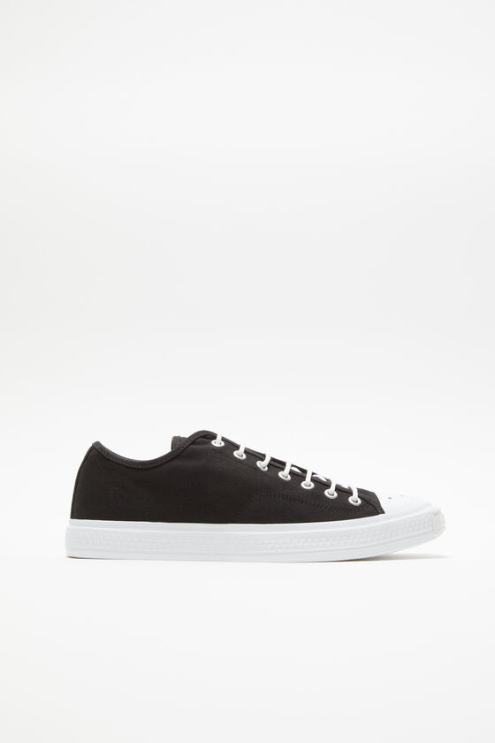 Acne Studios Niedrige Sneakers