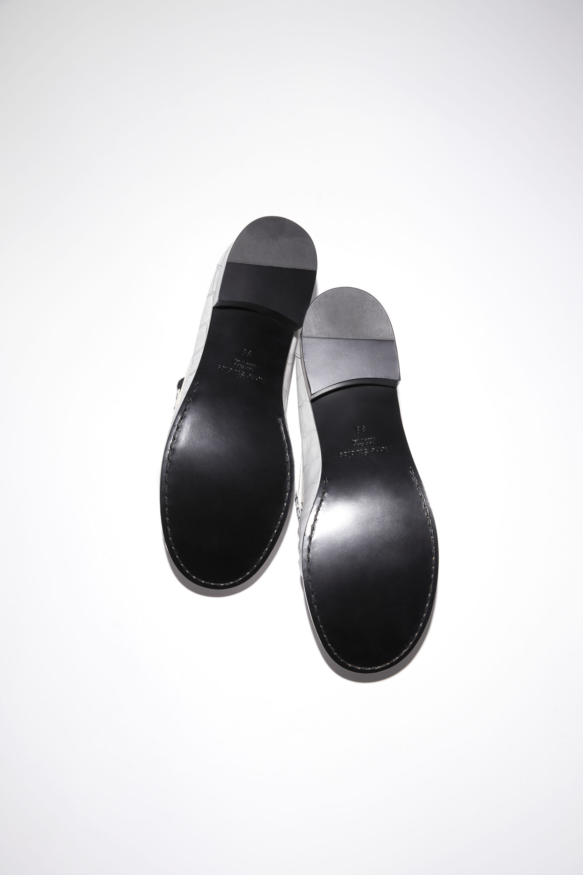 NEW低価【タイムセール】ACNE STUDIOS レザー　ローファー 靴