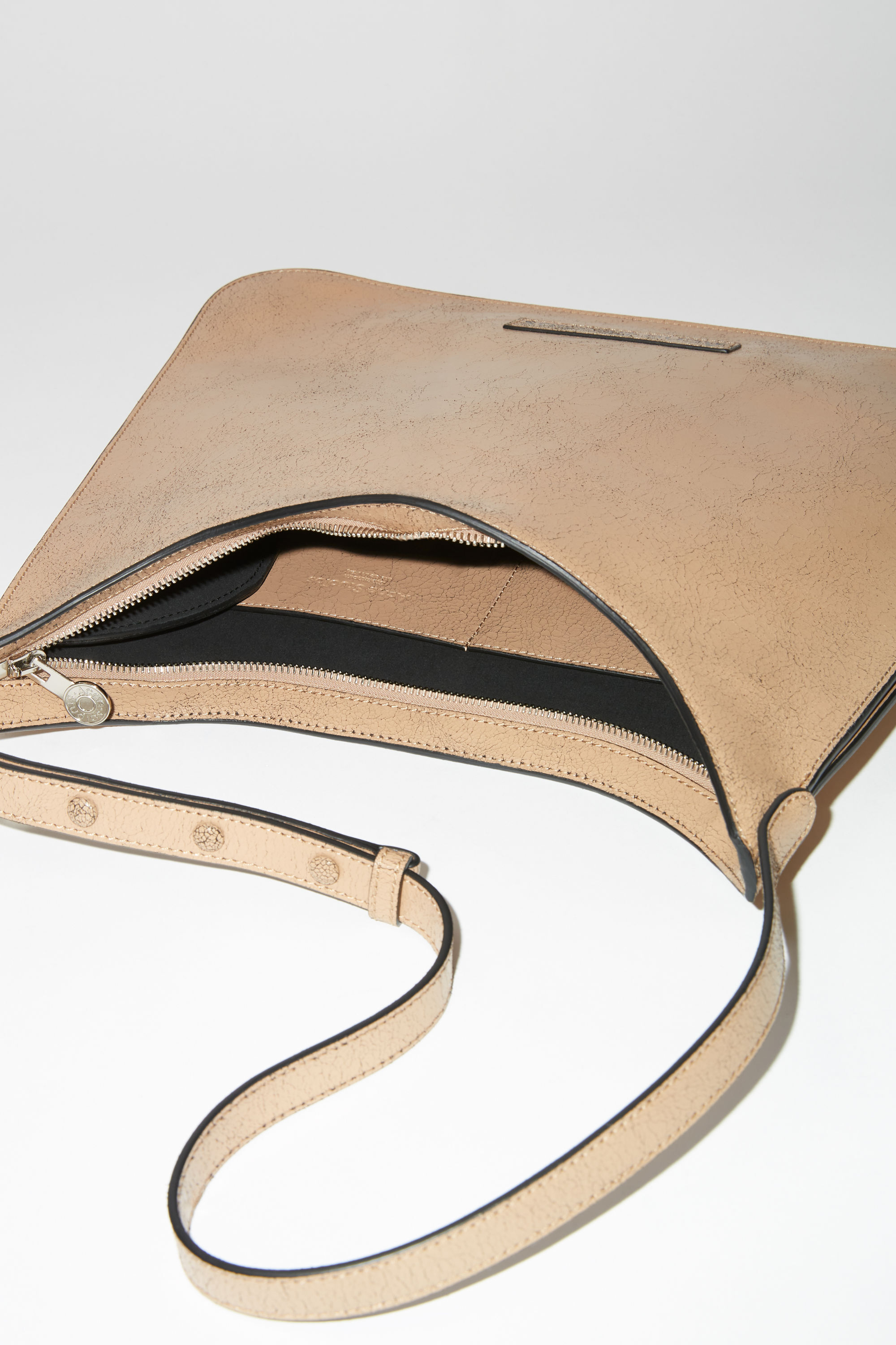 Platt shoulder bag