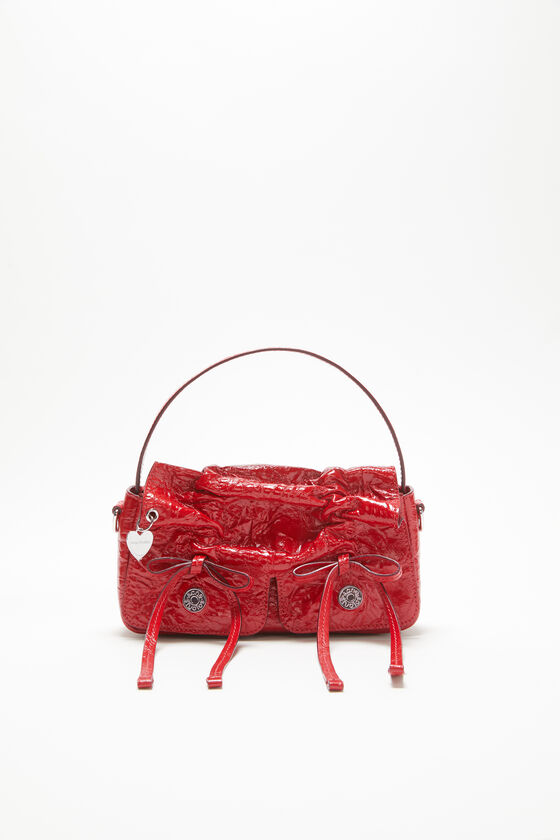 Multipocket Micro Crossbody Crinkled Patent, Rot