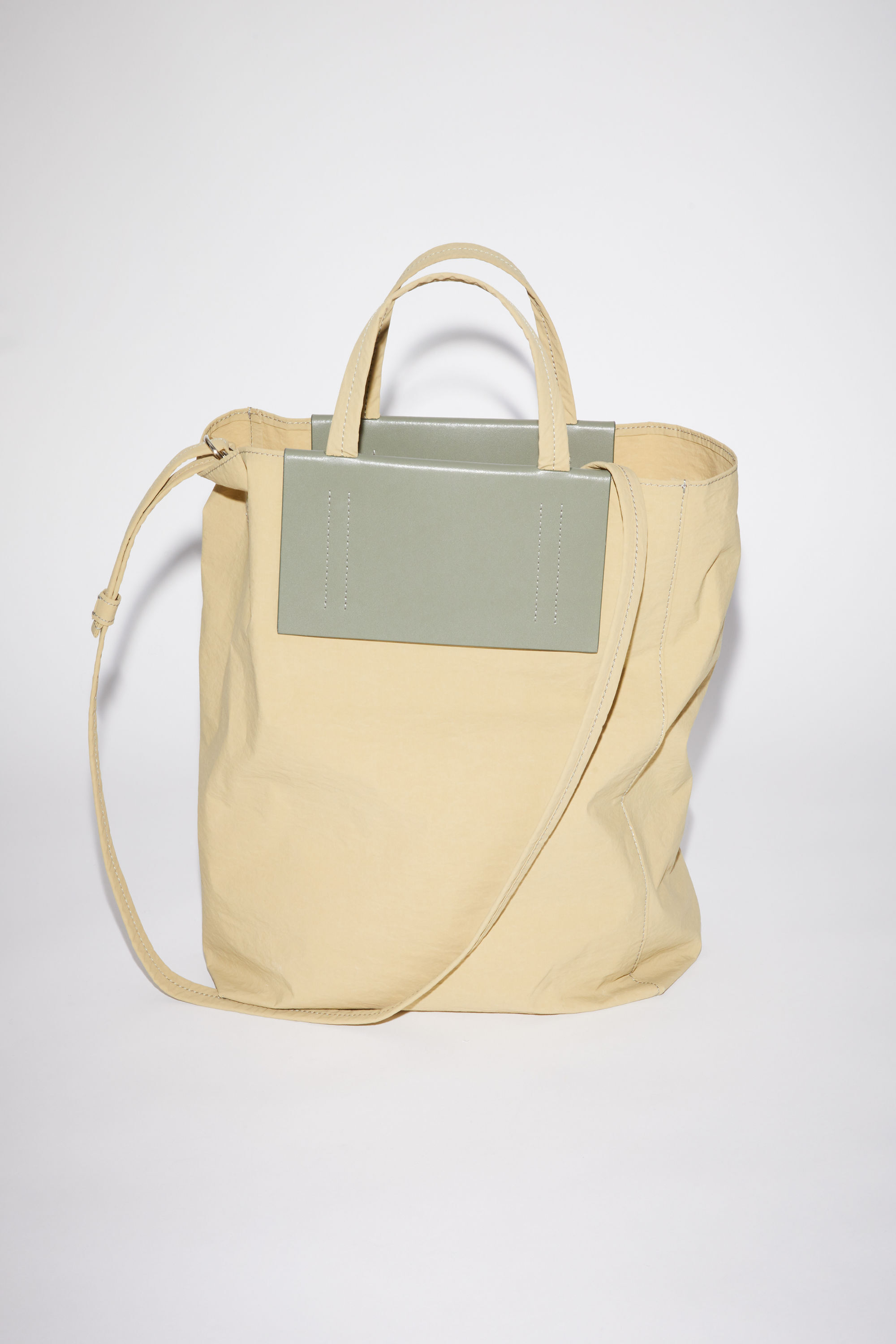 Papery recycled Nylon tote bag