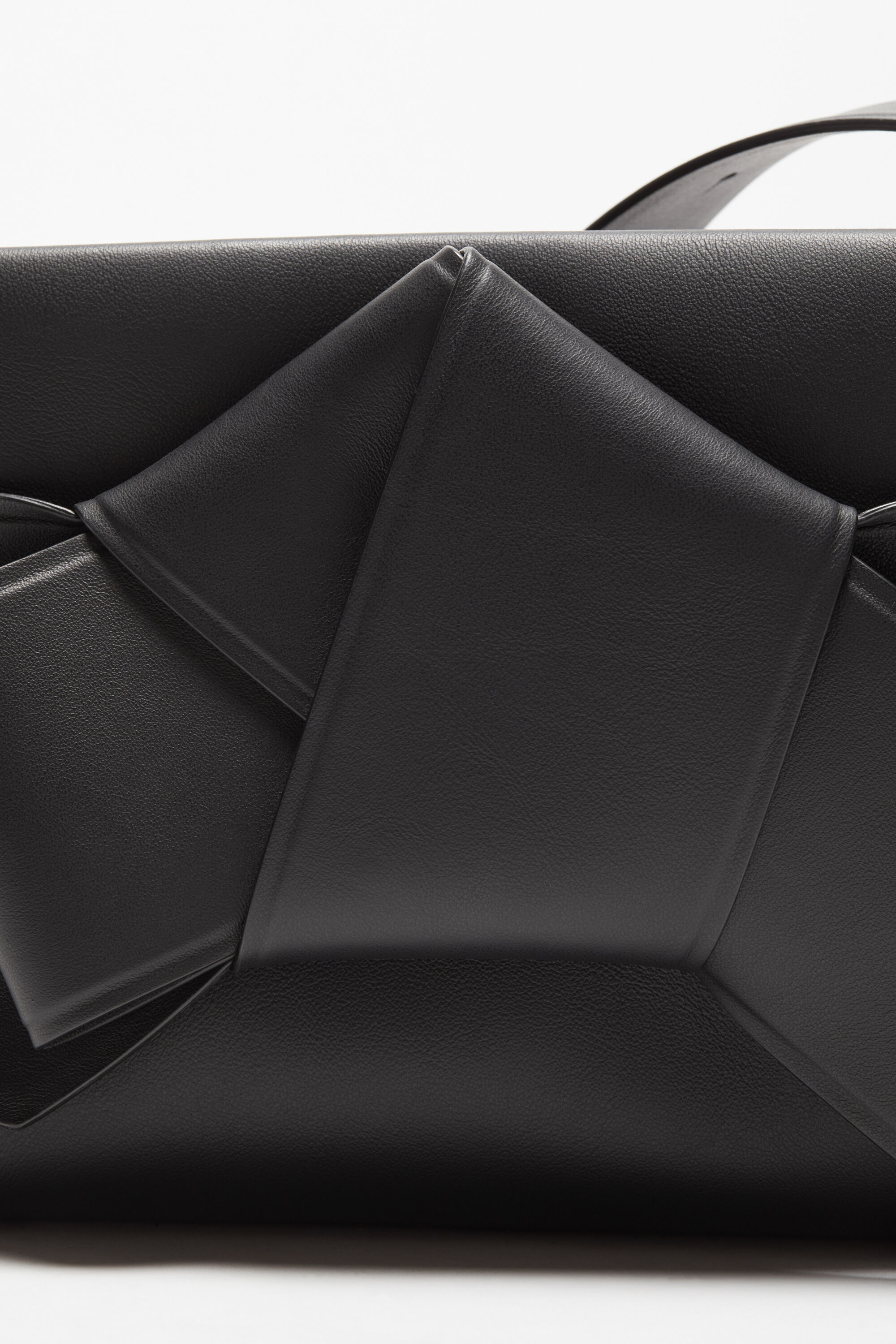 Acne Studios knotted shoulder bag - Black