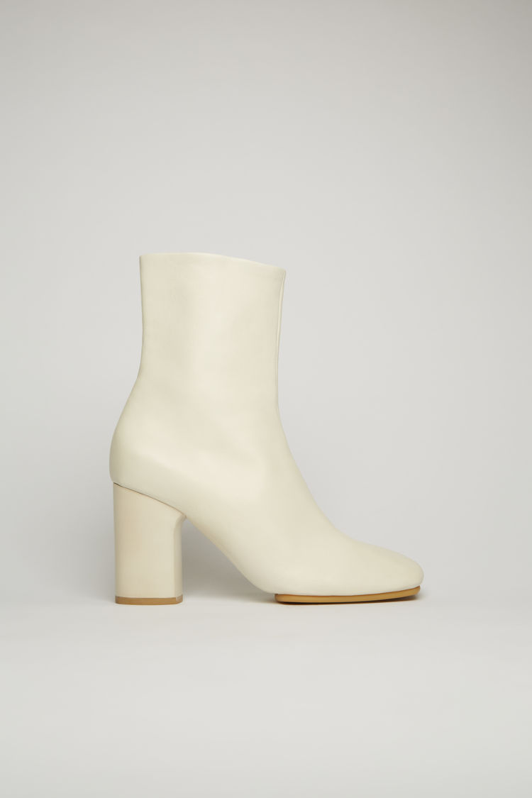Acne Studios - Leather ankle boots Off 